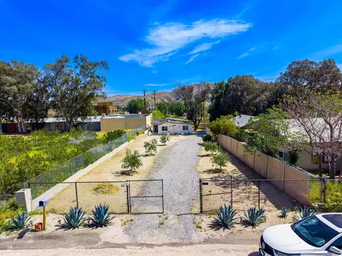 View/Area - 11229 San Jacinto St, Morongo Valley, CA 92256 photo 3 of 4