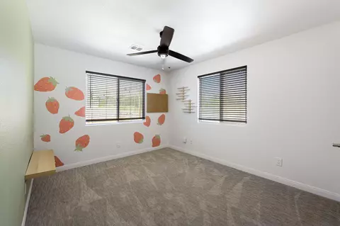 Bedroom - 11229 San Jacinto St, Morongo Valley, CA 92256 photo 4 of 4