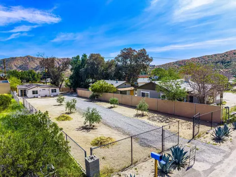 11229 San Jacinto St, Morongo Valley, CA 92256