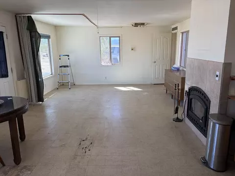Living - 1120 Shangri La Ln, Joshua Tree, CA 92252 photo 1 of 1