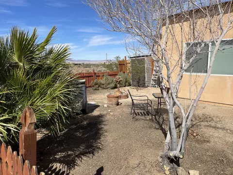 Exterior - 1120 Shangri La Ln, Joshua Tree, CA 92252 photo 1 of 4