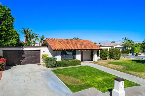 1374 E Madero Cir, Palm Springs, CA 92262