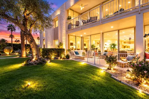 465 Desert Lakes Dr, Palm Springs, CA 92264