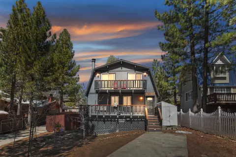 40138 Hillcrest Dr, Big Bear Lake, CA 92315
