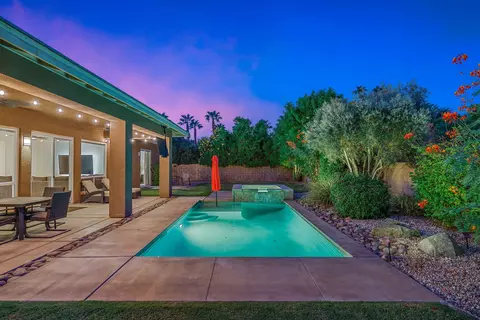 Exterior - 41252 Gaslight Ave, Bermuda Dunes, CA 92203 photo 4 of 9