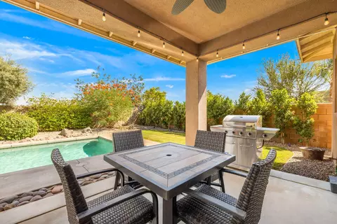 Exterior - 41252 Gaslight Ave, Bermuda Dunes, CA 92203 photo 8 of 9