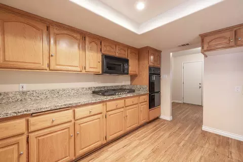 Kitchen - 300 Downey Dr, Big Bear City, CA 92314 photo 3 of 3