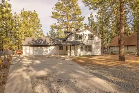 300 Downey Dr, Big Bear City, CA 92314