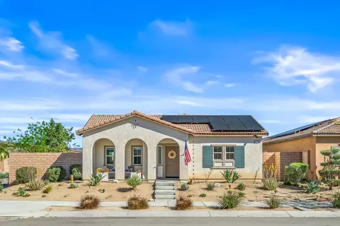 67462 Rio Naches Rd, Cathedral City, CA 92234
