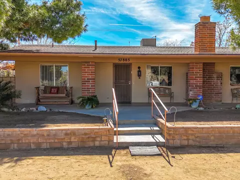 57885 El Dorado Dr, Yucca Valley, CA 92284
