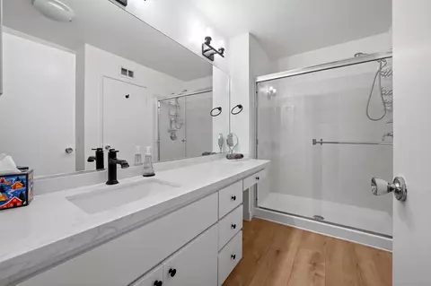 Bath - 54326 Oak Tree, La Quinta, CA 92253 photo 3 of 3