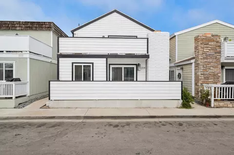 204 David Dr, Newport Beach, CA 92663