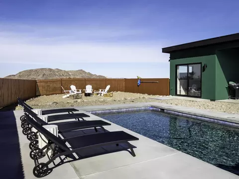 Exterior - 59130 Reche Rd, Landers, CA 92285 photo 7 of 26