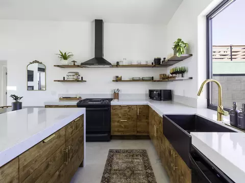 Kitchen - 59130 Reche Rd, Landers, CA 92285 photo 2 of 7