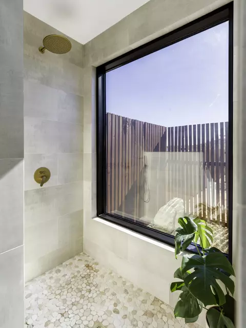 Bath - 59130 Reche Rd, Landers, CA 92285 photo 5 of 9