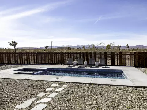 Exterior - 59130 Reche Rd, Landers, CA 92285 photo 4 of 26