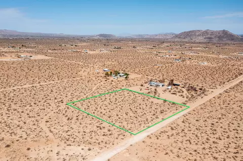 210 Kuna Ave, Landers, CA 92285
