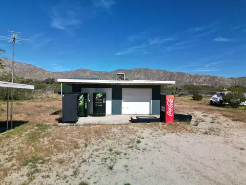 Exterior - 50988 Canyon Rd, Morongo Valley, CA 92256 photo 7 of 14