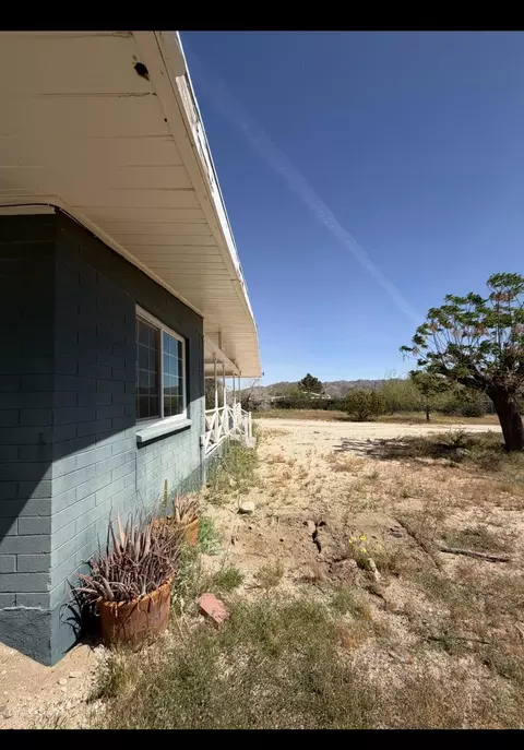 Exterior - 50988 Canyon Rd, Morongo Valley, CA 92256 photo 8 of 14