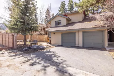 1195 Bear Meadows Ln, Big Bear Lake, CA 92315