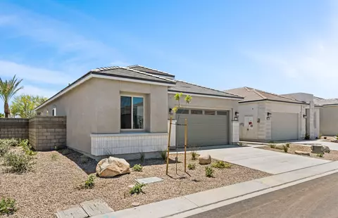 80-705 San Clemente Dr, Indio, CA 92203 photo 2