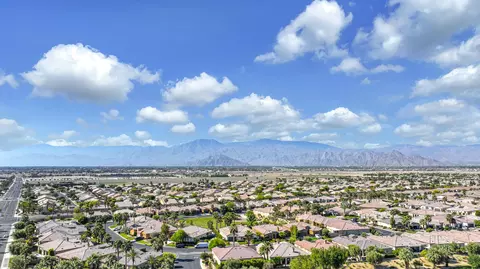 View/Area - 40580 Firenze Ct, Indio, CA 92203 photo 2 of 4