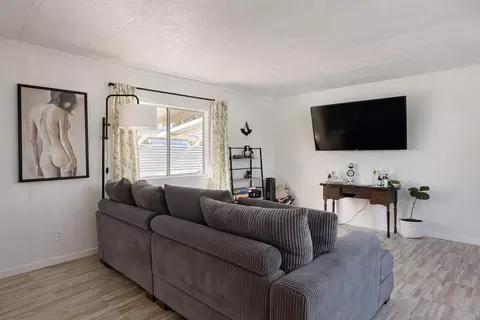 6117 Valley View St, Joshua Tree, CA 92252 photo 3