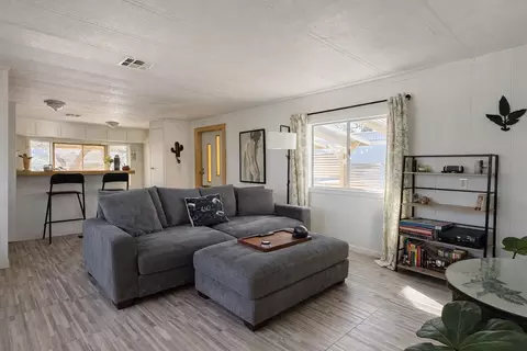 6117 Valley View St, Joshua Tree, CA 92252 photo 2