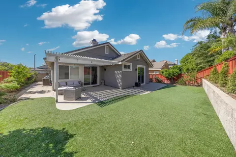 Exterior - 9564 Arborglen Dr, Rancho Cucamonga, CA 91730 photo 7 of 11