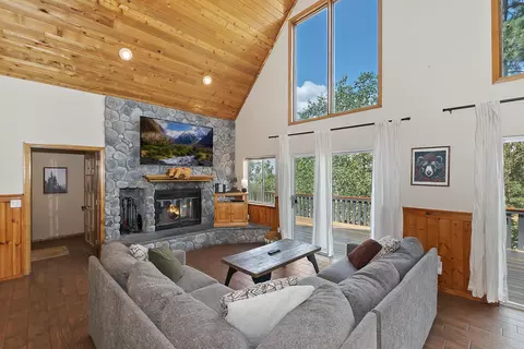 1174 Alameda Rd, Big Bear City, CA 92314