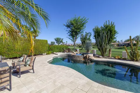 49760 Mission Dr W, La Quinta, CA 92253