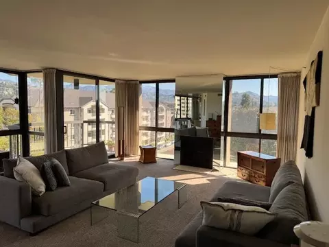 222 Monterey Rd, Glendale, CA 91206