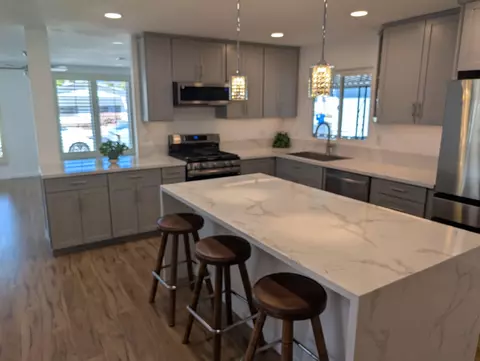39368 Warm Springs Dr, Palm Desert, CA 92260