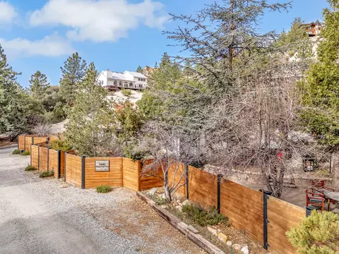 Exterior - 54680 Falling Leaf Dr, Idyllwild, CA 92549 photo 2 of 29