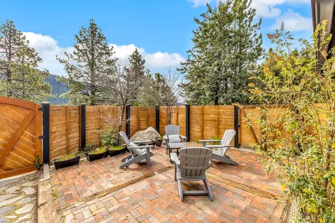 Exterior - 54680 Falling Leaf Dr, Idyllwild, CA 92549 photo 9 of 29