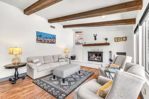 Living - 54680 Falling Leaf Dr, Idyllwild, CA 92549 photo 1 of 9