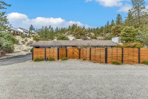 Exterior - 54680 Falling Leaf Dr, Idyllwild, CA 92549 photo 3 of 29
