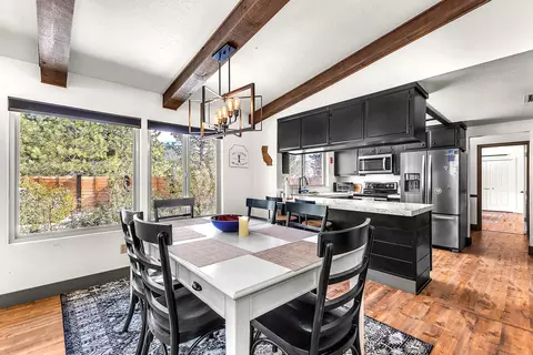 Dining - 54680 Falling Leaf Dr, Idyllwild, CA 92549 photo 4 of 5