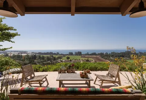 View/Area - 3330 Foothill Rd, Carpinteria, CA 93013 photo 9 of 17
