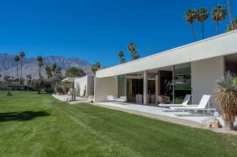 205 Desert Lakes Dr, Palm Springs, CA 92264
