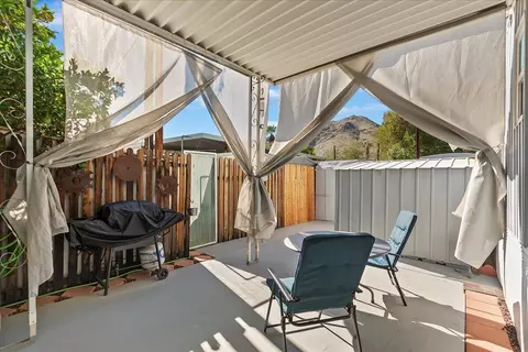 93 Jupiter St, Palm Springs, CA 92264