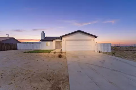 2817 Gram Dr, Thermal, CA 92274