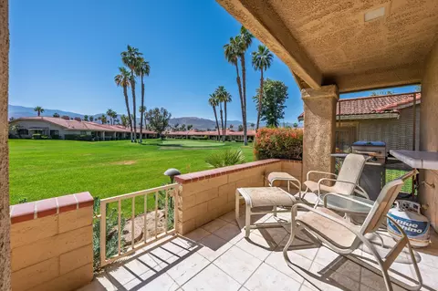 68 Camino Arroyo Pl, Palm Desert, CA 92260