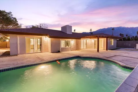 3190 E Vincentia Rd, Palm Springs, CA 92262