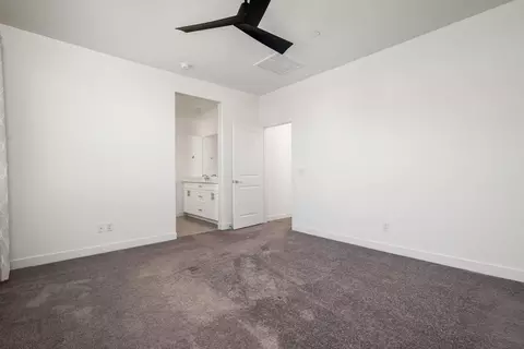 Bedroom - 76305 Columbia Dr, Palm Desert, CA 92211 photo 2 of 4