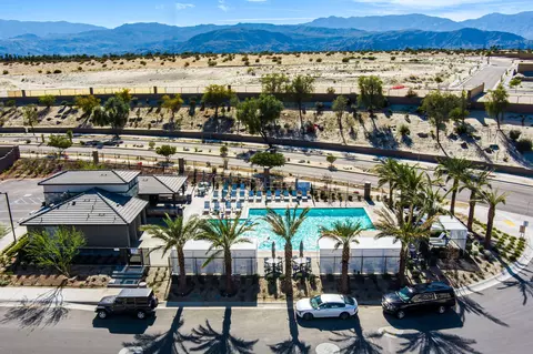 View/Area - 76305 Columbia Dr, Palm Desert, CA 92211 photo 2 of 2