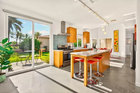 48653 Paseo Tarazo, La Quinta, CA 92253