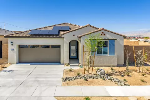 74825 Trousdale Dr, Palm Desert, CA 92211