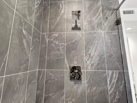Bath - 794 Obsidian Loop E, Palm Springs, CA 92264 photo 8 of 9