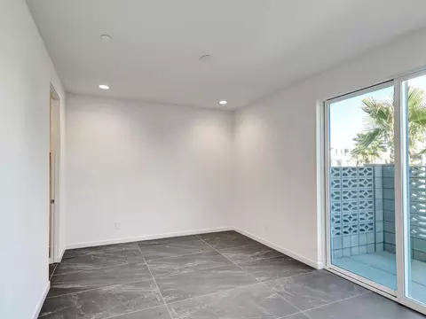 Bedroom - 794 Obsidian Loop E, Palm Springs, CA 92264 photo 3 of 7